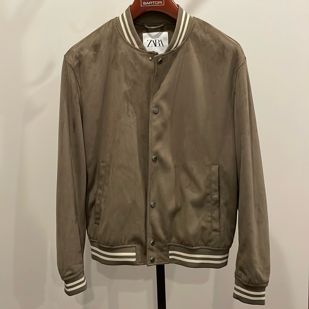 Zara men’s taupe suede bomber jacket.  Size Large.